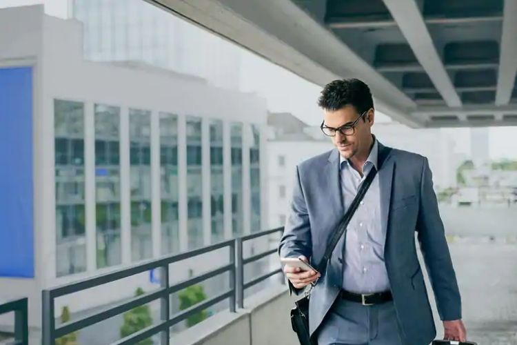 vehicle buying handbook - 2019 Ford F150 - F150 Whitby Ontario - ford pass connect